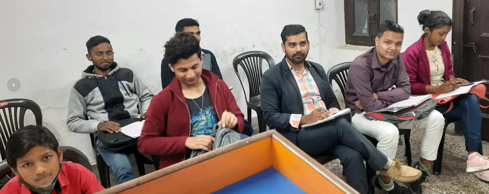 English language classes in gurgaon | 81-8400-8500 | Discuss Coaching